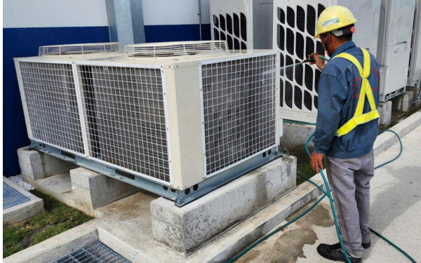 Quy trình vệ sinh mày lạnh công nghiệp cần chuẩn chỉnh và đúng kỹ thuật