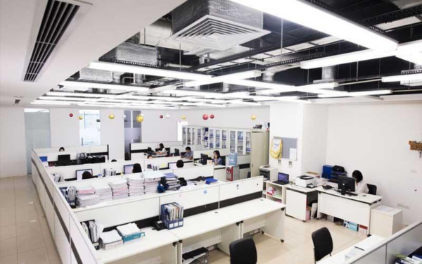 Số lượng nhân viên, máy móc thiết bị và tần suất sử dụng cũng ảnh hưởng đề khả năng làm mát của máy lạnh